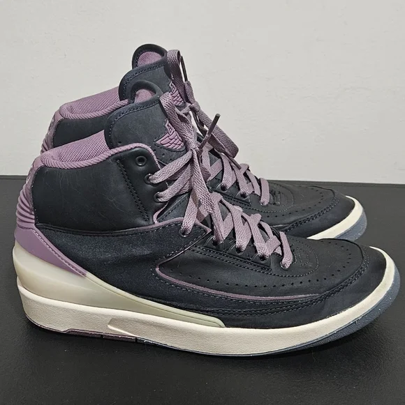 Nike Air Jordan 2 Retro/Women's/Off Noir/ Mauve/DX4400-005/size 9.5